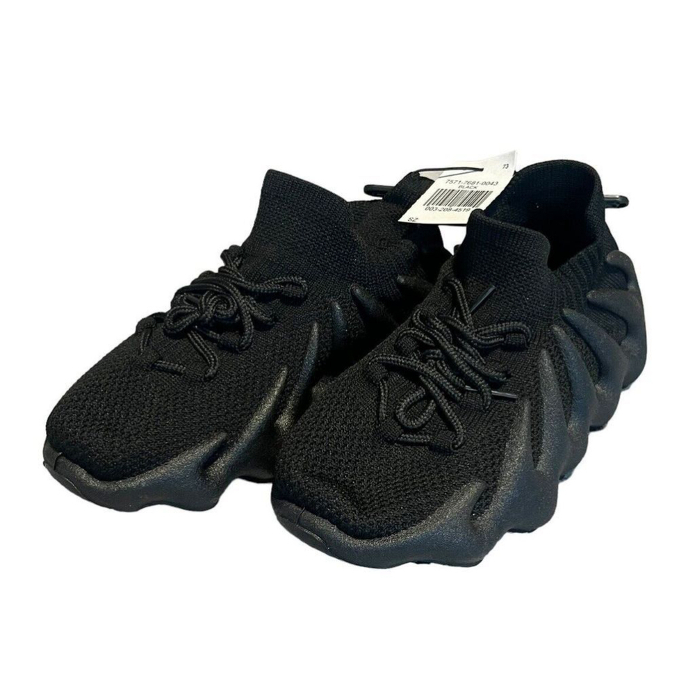 Helium Rogue Water Shoes Size 2 Black